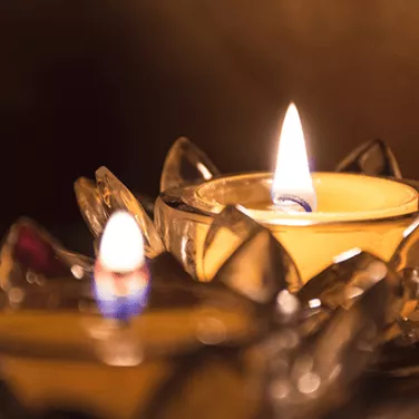 अपने घर को उत्सव वाला लुक/ एहसास देने के लिए एक मार्गदर्शन